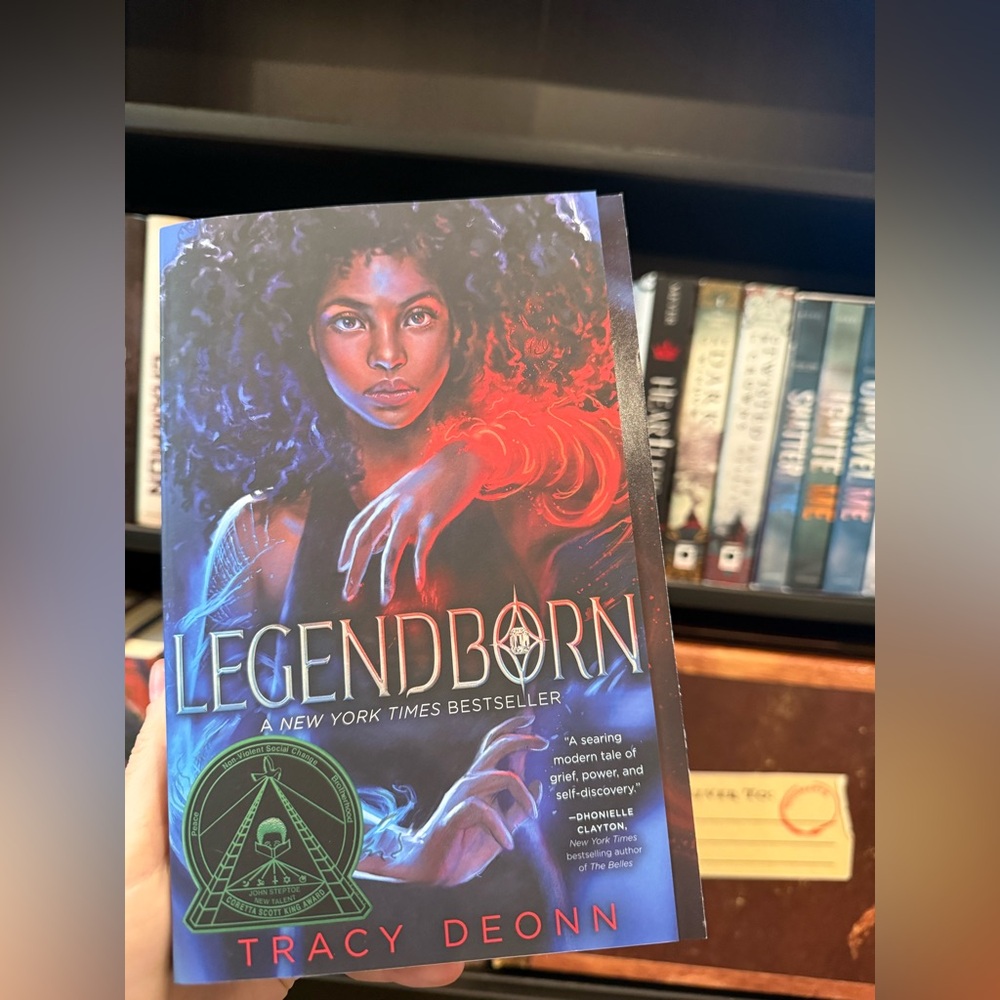 Legendborn by Tracy Deonn (paperback)